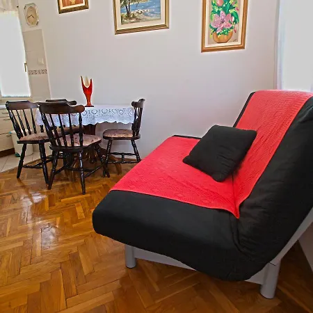 Valter 613 Apartment Pula