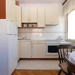 شقة Valter 613