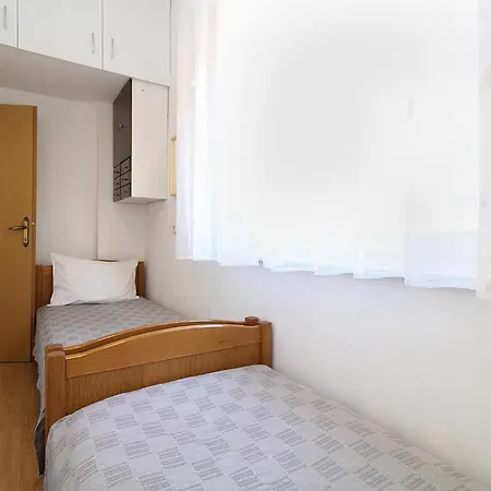 Valter 613 Apartment