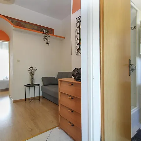 Valter 613 Apartment *