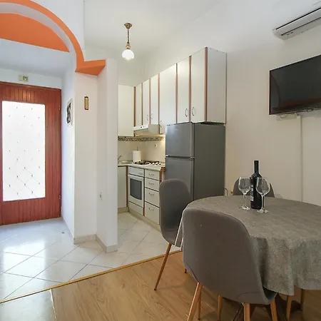 Apartment Valter 613 Pula